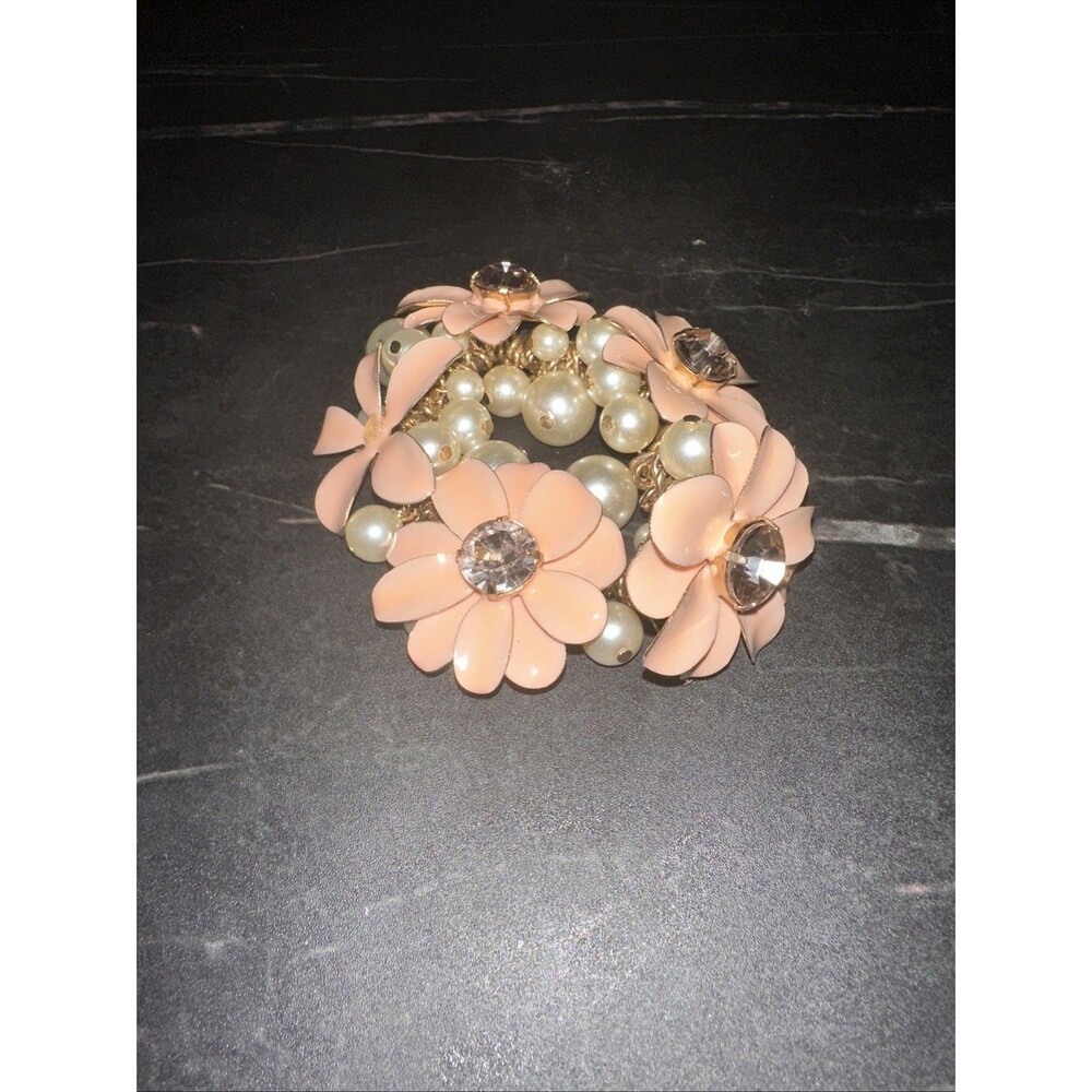 Vintage Quality Peach Enamel Flower Rhinestone Imitation Pearl  Stretch Bracelet